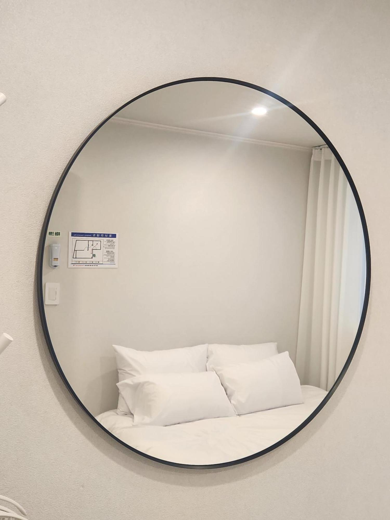 5-minute Walk From Hongdae Station, Hotel-style Bedding, 2 Rooms, Washer Dryer 아파트 서울특별시